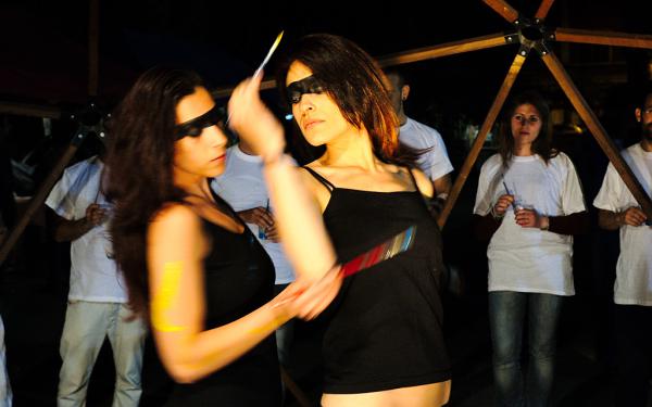 Emanuela Serini e Chiara Serini behind the eyes of the color I